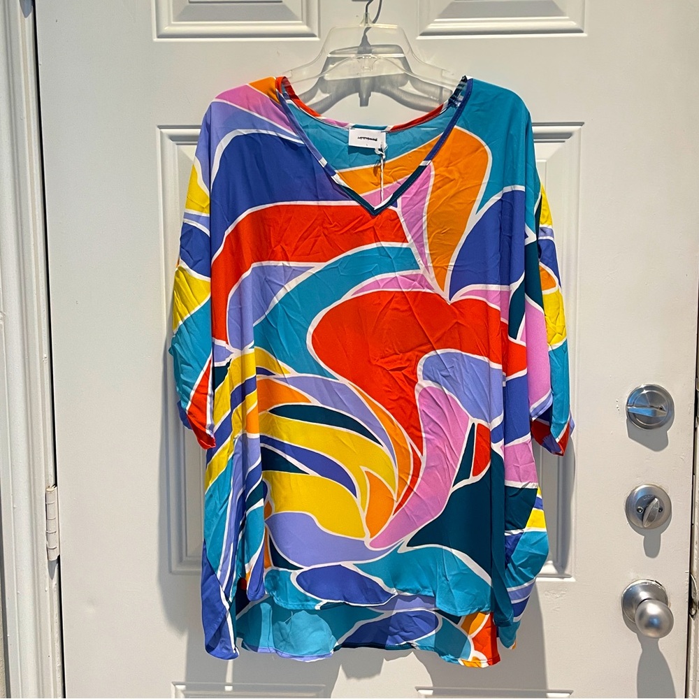 Adrienne Colorful Abstract Dolman Short Sleeve Batwing Top Size Oversized Large